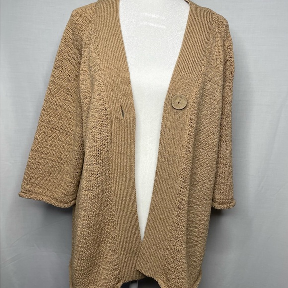 BIRCH HILL Beige/ Tan 3/4 Length Sleeve Sweater Size Large - Picture 1 of 9